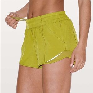 Lululemon hotty hot short II